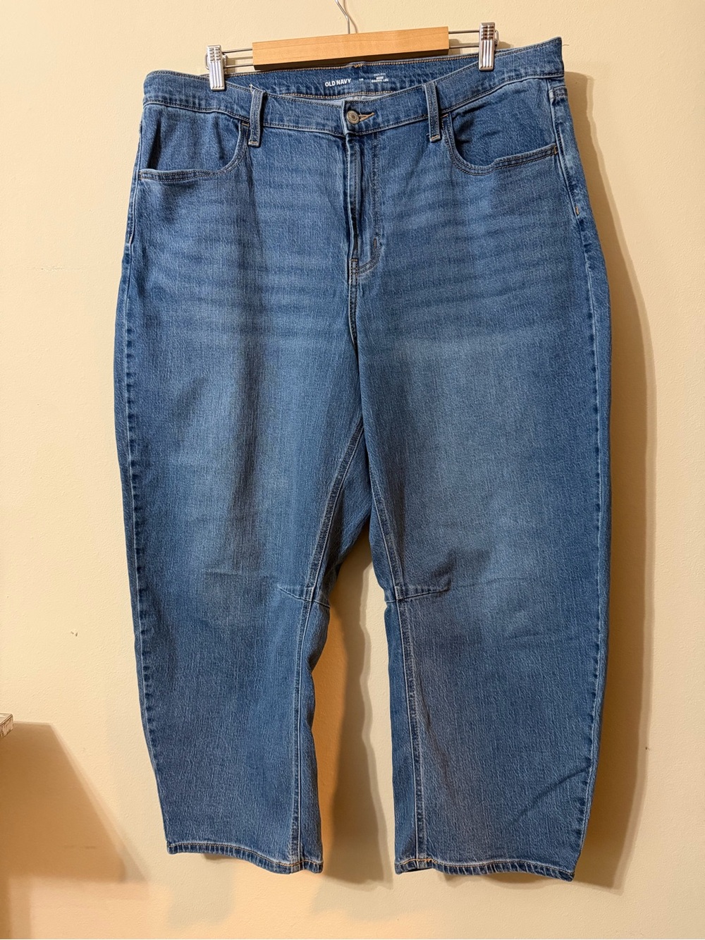 Old Navy Barrel Denim Jeans - Picture 4 of 4